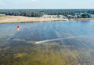 Kitesurfen op Ummanz bij Suhrendorf, © TMV/Gänsicke