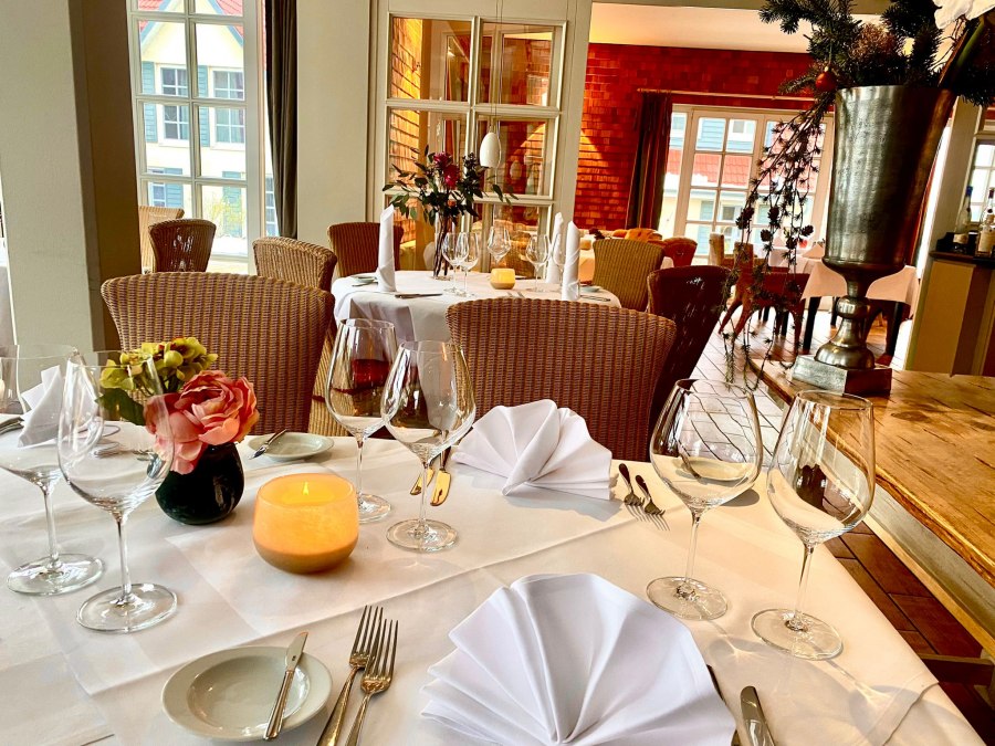 Pleasurable dining in the Hofwirtschaft at Fleesensee, &copy; Resort Fleesensee GmbH