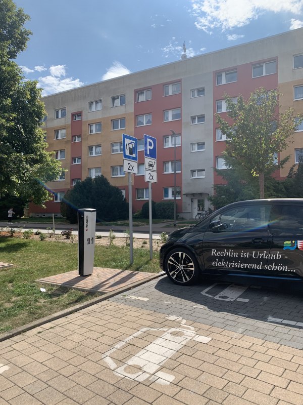 Stacje ładowania elektrycznego w Rechlinie, &copy; TDG Rechlin mbH