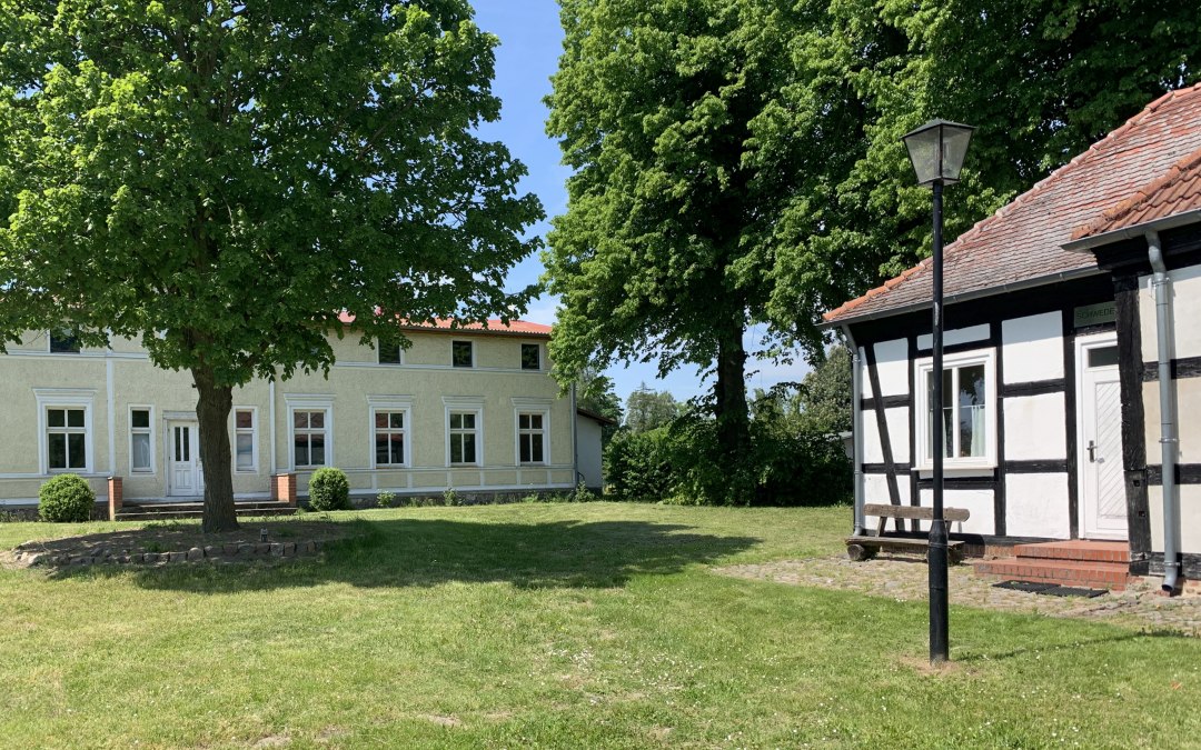 Deel van het landgoed met landhuis, © WERK Gut WOHNEN Schlatkow