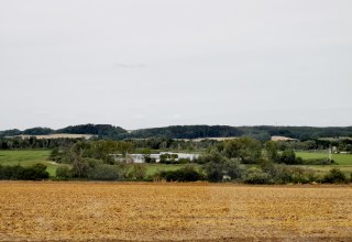 Uitzicht op gerenatureerde heide bij Dahmer Kanal, &copy; E-Bike MV