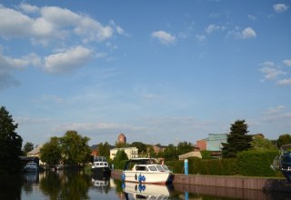 Kimba's haventerrassen en kanoverhuur Parchim // &copy; KIMBAS Veranstaltungsservice & Zeltverleih