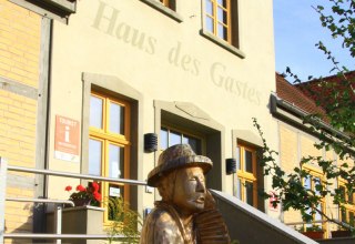 Het toeristeninformatiecentrum van Röbel/Müritz bevindt zich in het Haus des Gastes. // © Stadt Röbel/Müritz Het toeristeninformatiecentrum van Röbel/Müritz bevindt zich in het Haus des Gastes. // © Stadt Röbel/Müritz