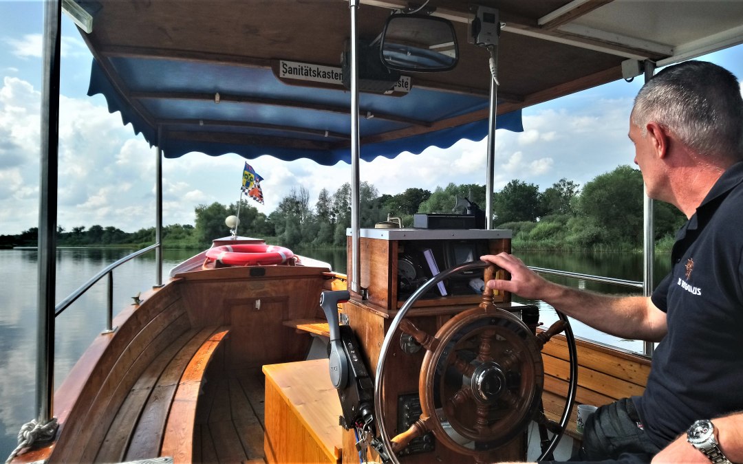 Boatman Meder on the road, © Jana Koch