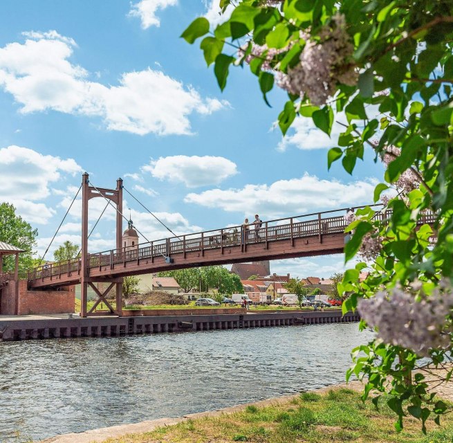 Fu&szlig;g&auml;ngerbr&uuml;cke in Anklam // &copy; MV-T/Tiemann