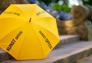 &copy; VMO/paperheroes