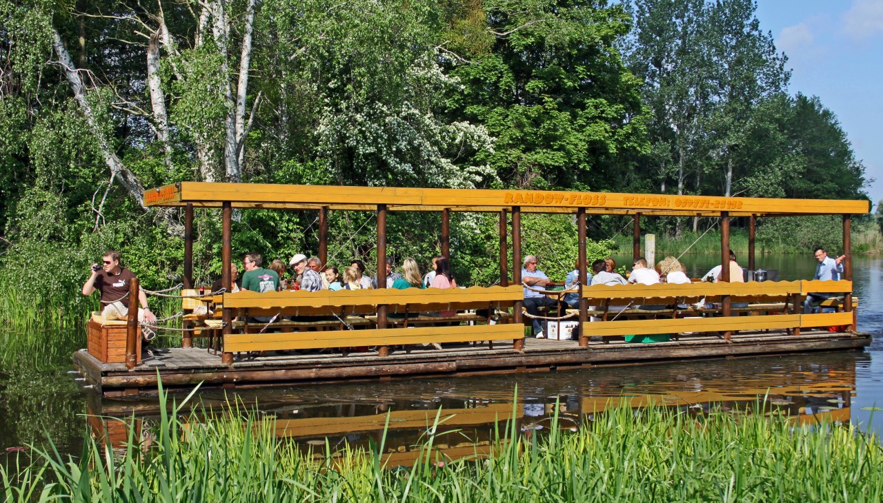 Wycieczka tratwą po rzece Randow, © Herr Fründt Wycieczka tratwą po rzece Randow, © Herr Fründt