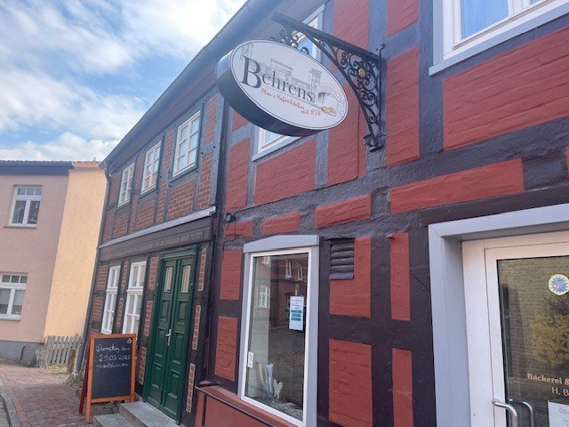 &copy; Manja Bernhardi