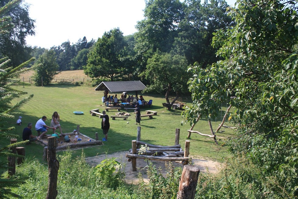 Samen zijn, spelen en gewoon genieten van de vakantie staan bij ons centraal., © Waldhof Bruchmühle