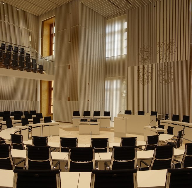 &copy; Landtag Plenarsaal