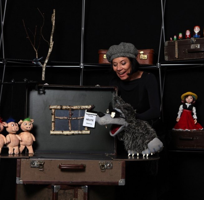 Ich bin der Stärkste im ganzen Land! // © Moving Puppets Ich bin der Stärkste im ganzen Land! // © Moving Puppets