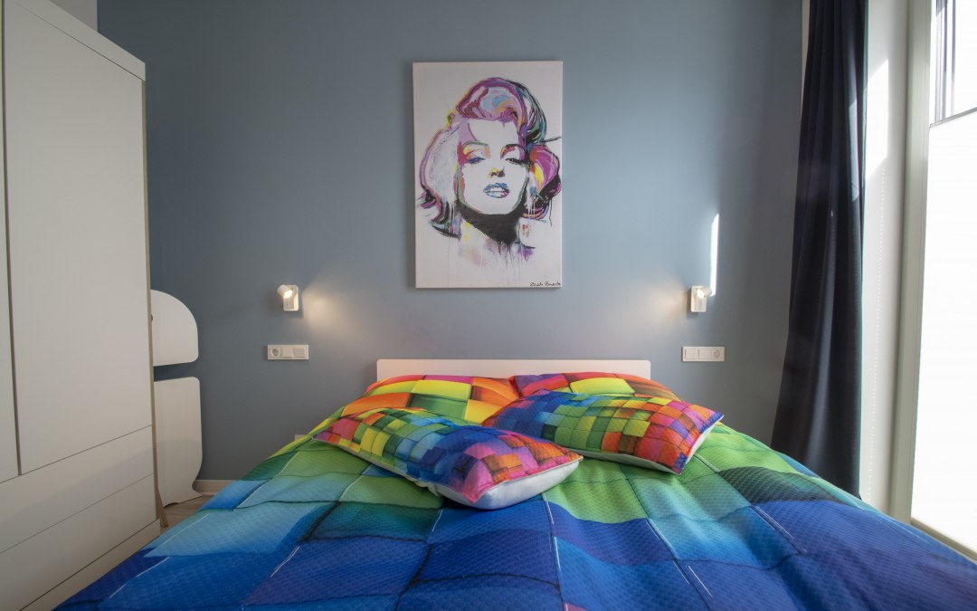 Drie slaapkamers met TV, hier nr. 2, © Kathrin Koschwitz