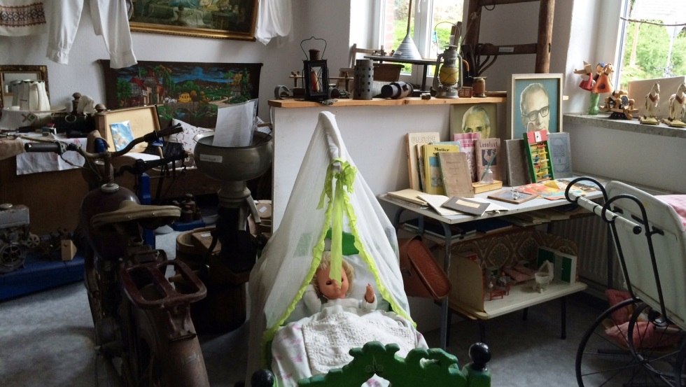 Curious exhibits in the museum of local history Priepert // &copy; Manfred Giesenberg