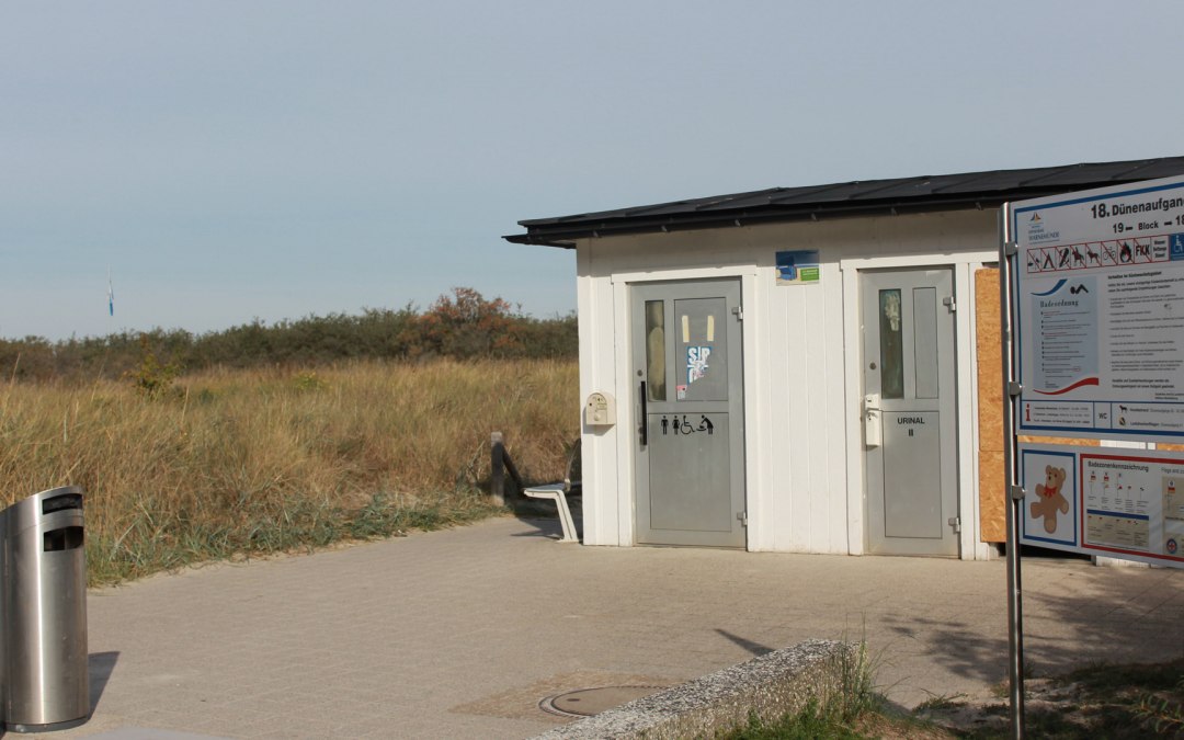 Accessible beach access 18 incl. toilet facilities in Warnemünde, © TZRW