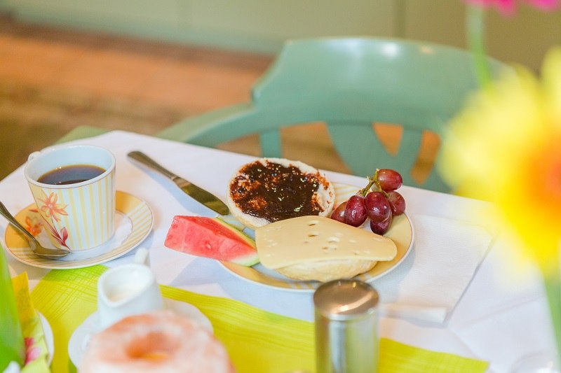 Breakfast in Pension Katy/House Troja // &copy; Pension Katy/Haus Troja