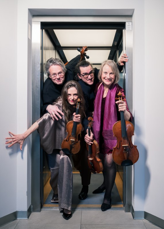 &copy; Ren&eacute; L&ouml;ffler