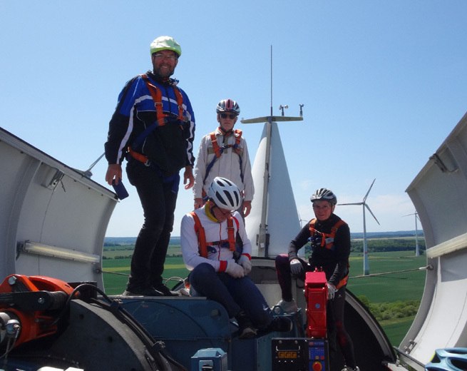 on a wind turbine // &copy; adfc-Schwerin