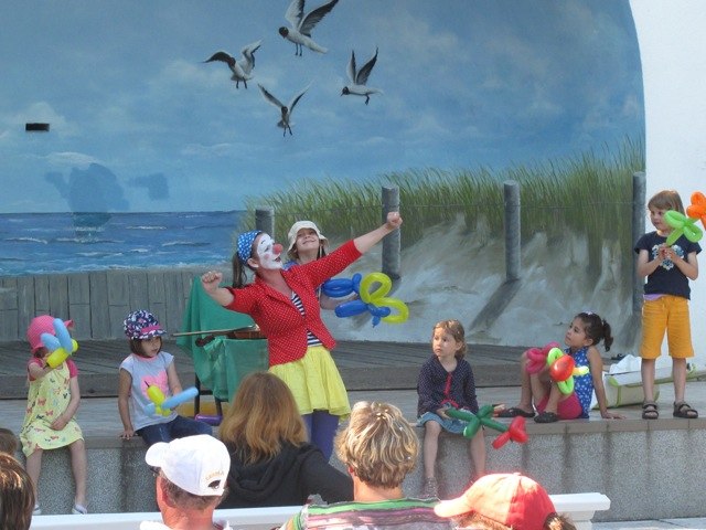 Clown altviool, © Clownin_Viola_Julia_Wegehaupt.jpeg