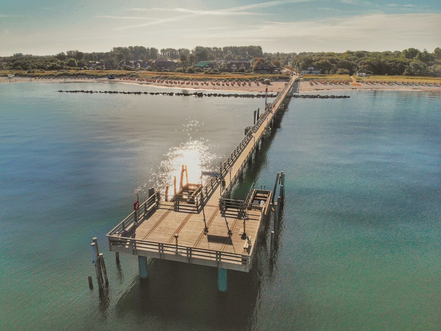 Wustrow pier, &copy; KVW Wustrow / Nordisch Media Design