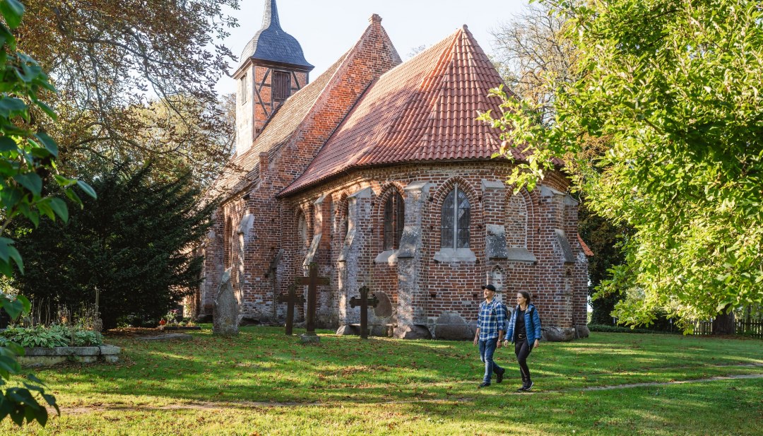 Kościół z muru pruskiego w Landow, © TMV/Gross