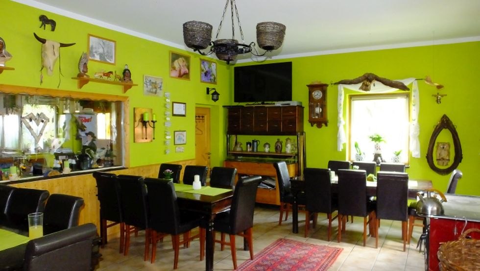 Salon w Hilly-BIlly-Town, © B. Kiel Salon w Hilly-BIlly-Town, © B. Kiel