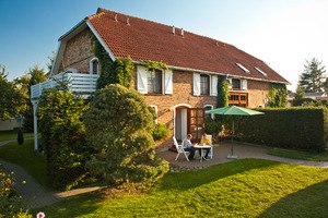 aussenansicht-abend-pension-scheune_medium, &copy; Webpage Pension zur Scheune