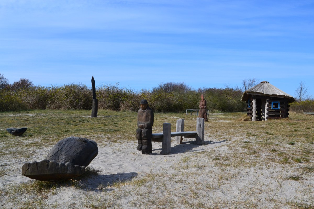 Playground in Neuendorf, &copy; Hiddenseer Hafen- und Kurbetrieb