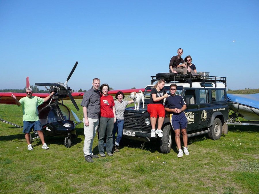 Een dag met de opblaasboot en het vliegtuig van Landrover, © Gunnar Fiedler Een dag met de opblaasboot en het vliegtuig van Landrover, © Gunnar Fiedler