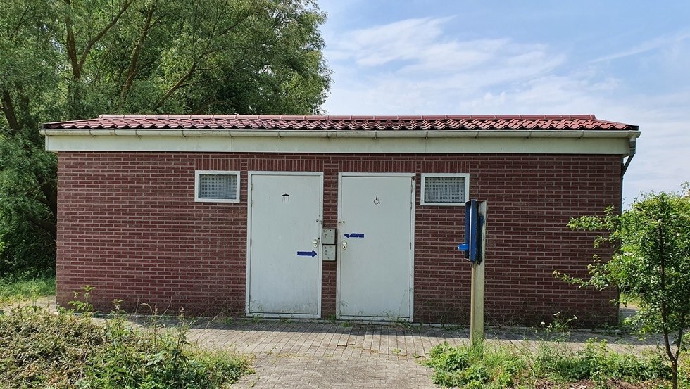 Sanitaire voorzieningen bij de rustplaats voor waterwandelingen in Burow, © TV Mecklenburg-Schwerin e.V.