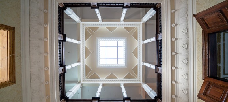 Staircase with gallery in the Gorow manor // &copy; Domusimages