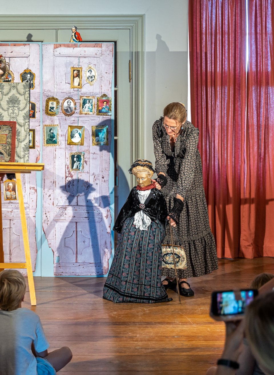 Puppet show tour in Hohenzieritz, &copy; TMV/DOMUSimages - Alexander Rudolph
