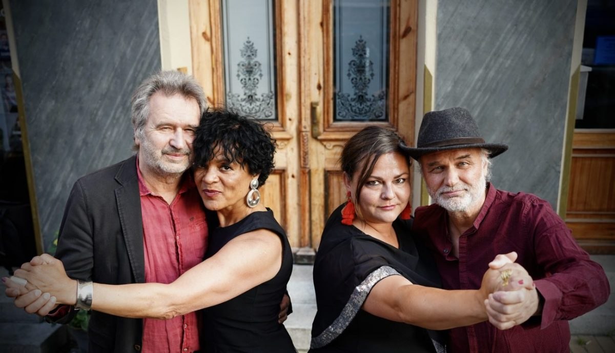 Tina Turner Tango, &copy; B&uuml;hne Blechwerk