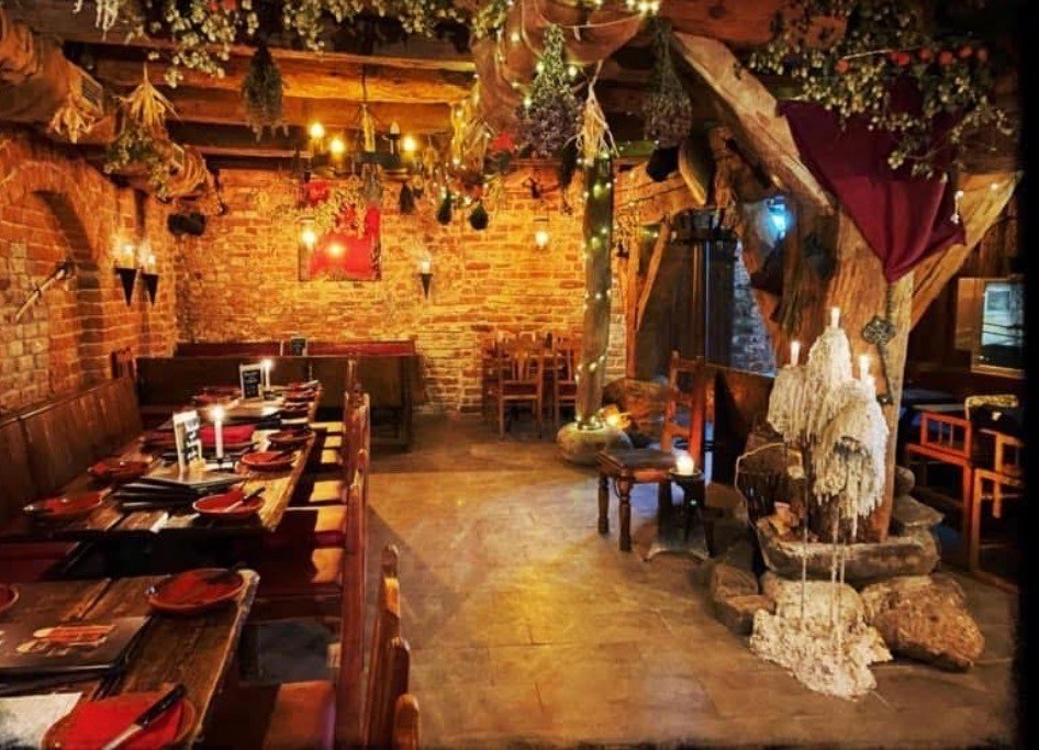 &copy; Wallensteinkeller Stralsund