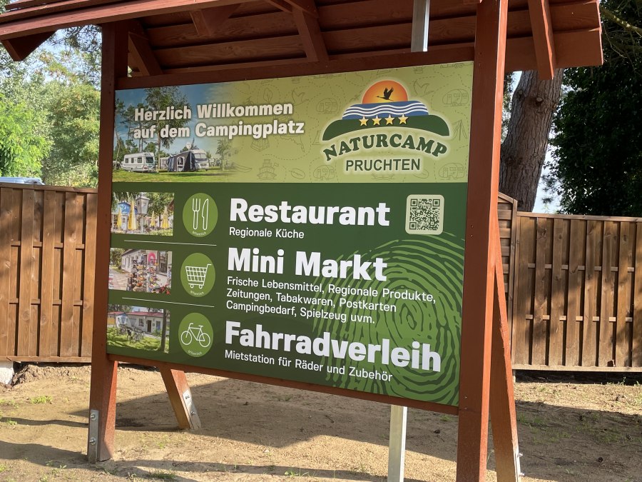 Mini market Pruchten, © Südliche Boddenküste