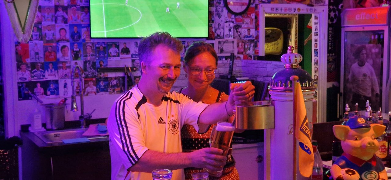 Bier en voetbal // © Sportsbar Allstars Bier en voetbal // © Sportsbar Allstars