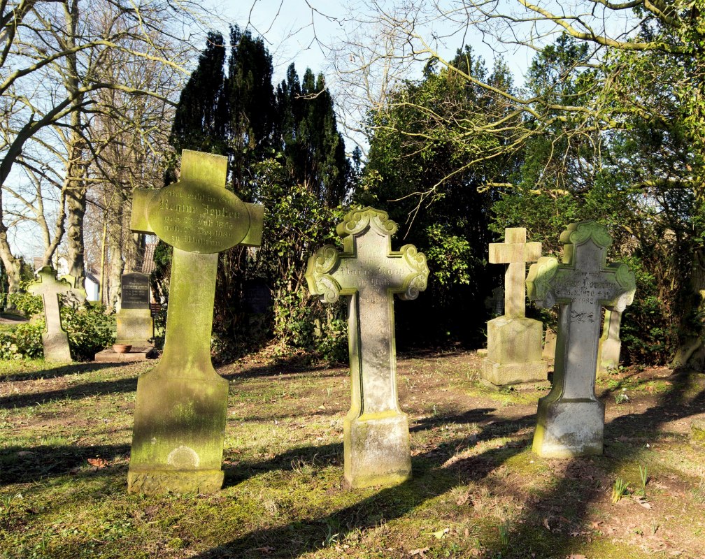 Pataki_Friedhostour_2026, &copy; Arnt L&ouml;ber