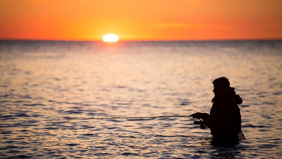 Czysta idylla - wędkowanie w Bałtyku o zachodzie słońca // &copy; MV-T/L&auml;ufer