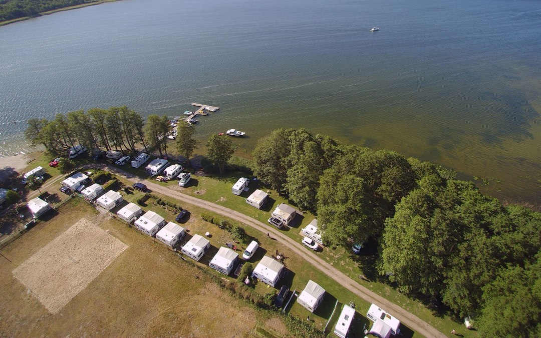 Aerial view of a campsite section, © Amt Seenlandschaft Waren