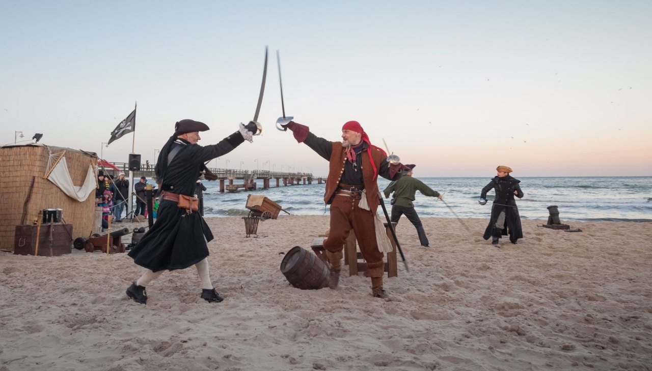 Krzesło plażowe Sylwester (c) Kurverwaltung Goehren Foto Ohl, © Kurverwaltung Goehren / Fotohaus Ohl Krzesło plażowe Sylwester (c) Kurverwaltung Goehren Foto Ohl, © Kurverwaltung Goehren / Fotohaus Ohl