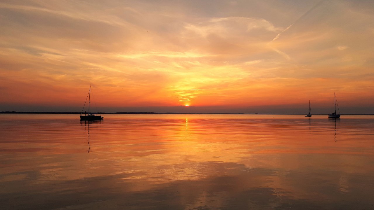 Elke zonsondergang is een hoogtepunt. // © Gabriele Haack / Müritzparadies GmbH Elke zonsondergang is een hoogtepunt. // © Gabriele Haack / Müritzparadies GmbH