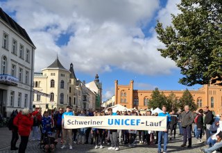 Start biegu Unicef Run 2024 w Schwerinie, © Unicef Arbeitsgruppe Schwerin