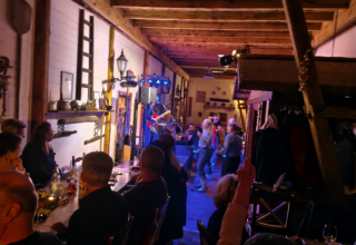 &copy; Zoltan Szekely