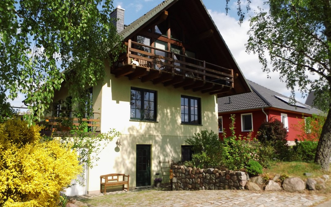 Uitzicht op ons huis met je vakantiewoning in de kelder, © Winfried Schneider