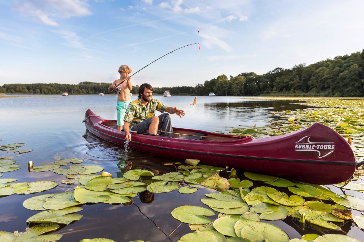 Canoe rental // &copy; Thomas Roetting / Sylvia Pollex