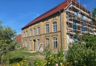 Main fa&ccedil;ade, &copy; Maurice Breier