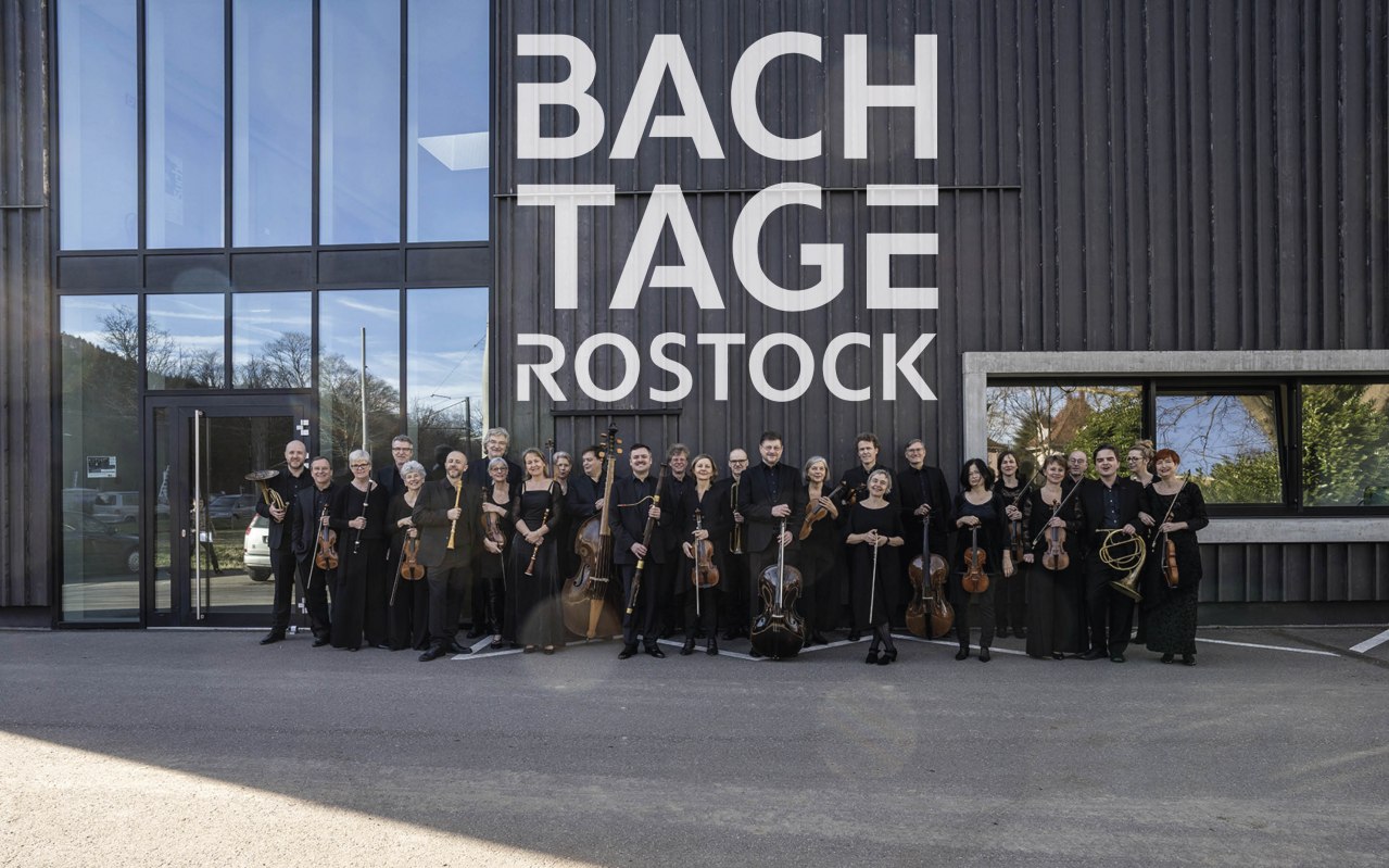 The Freiburg Baroque Orchestra opens the Rostock Bach Festival with Bach's Brandenburg Concertos // &copy; Freiburger Barockorchester, Foto: Britta Schilling