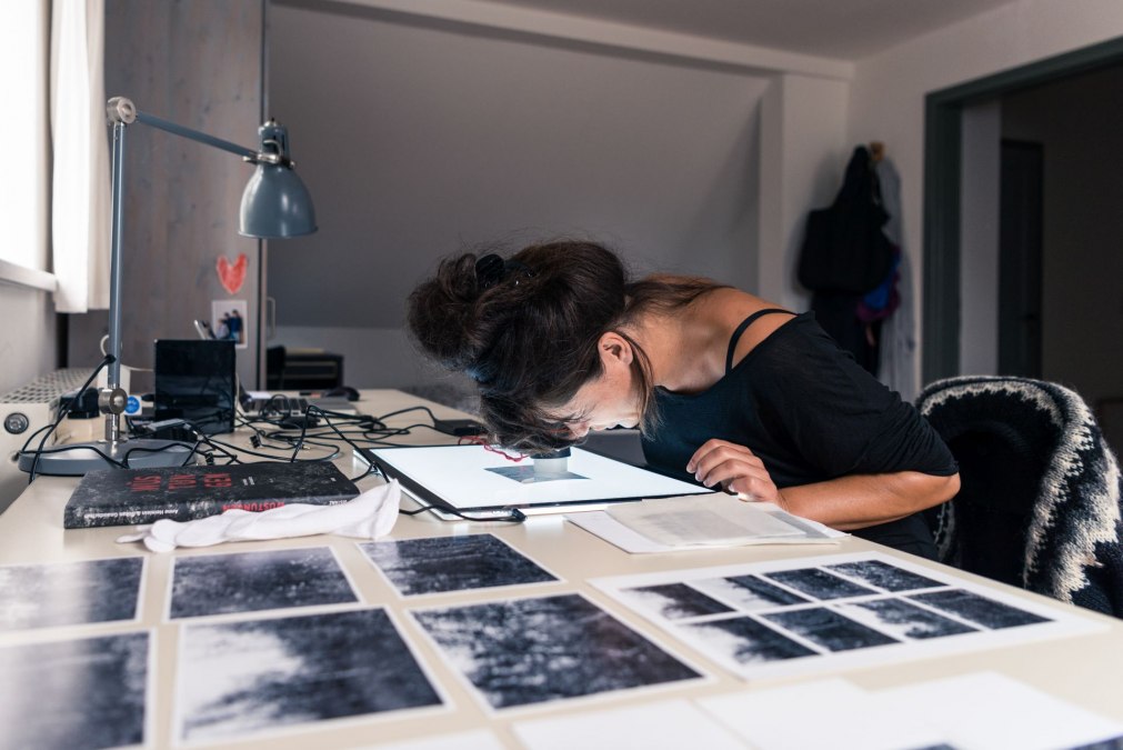 Photographer Anne Heinlein 2018 at Künstlerhaus Lukas, © TMV/Süß
