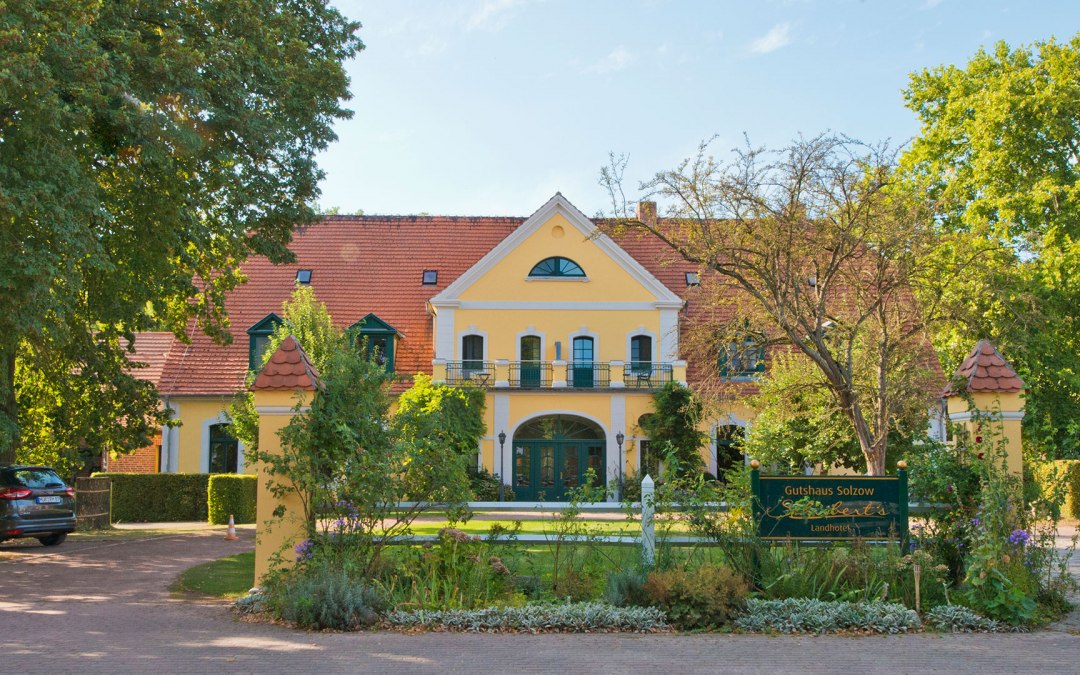 Welcome to Solzow Manor, © Christin Drühl