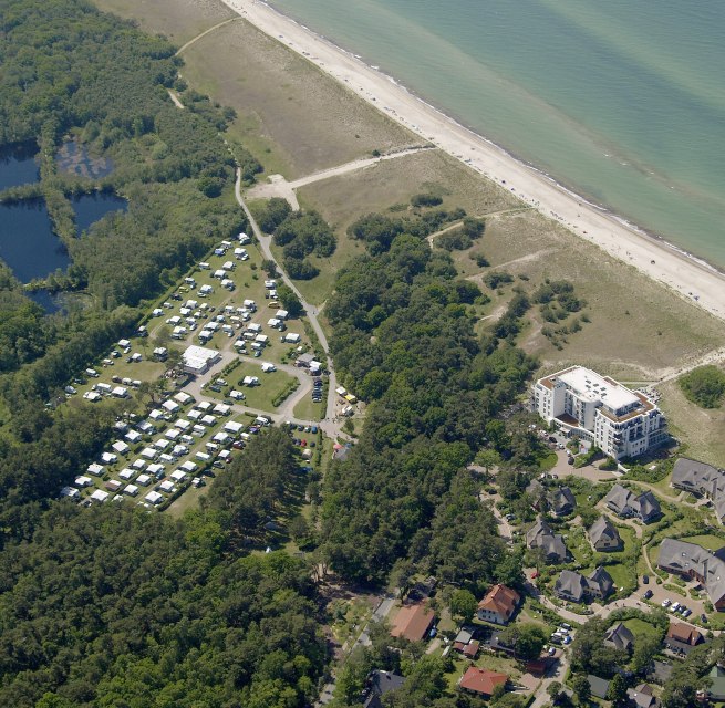 &copy; Camping in Neuhaus