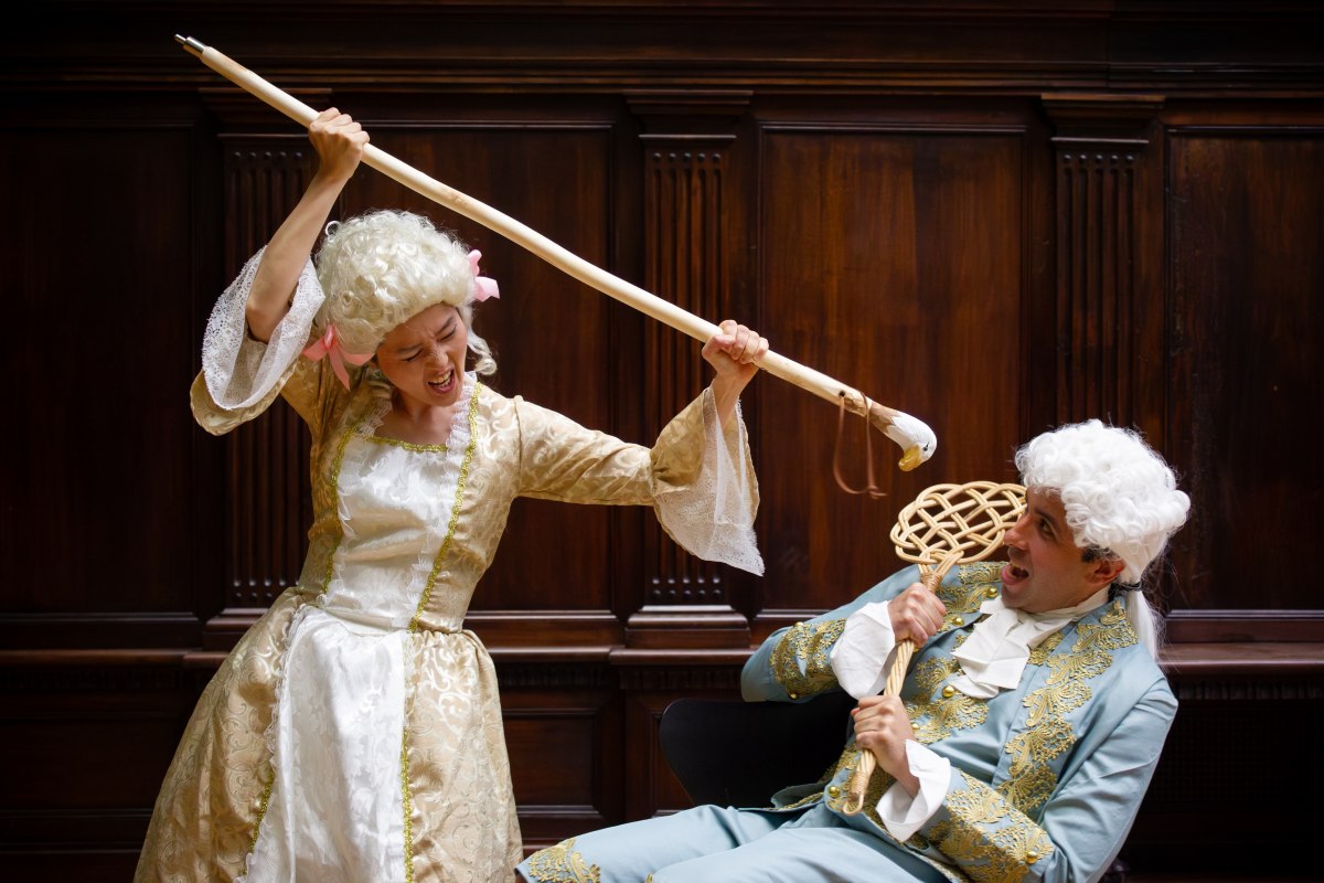 Yuri Mizobuchi as Vespetta and Stephen Barchi as Pimpinone in Georg Philipp Telemann’s comic opera “Pimpinone, or The Unequal Marriage.” // © Musik in Brandenburgischen Schlössern e.V. Yuri Mizobuchi as Vespetta and Stephen Barchi as Pimpinone in Georg Philipp Telemann’s comic opera “Pimpinone, or The Unequal Marriage.” // © Musik in Brandenburgischen Schlössern e.V.